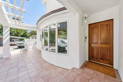 Exterior - 40-42 Central Ave, Sausalito, CA 94965 photo 5 of 9