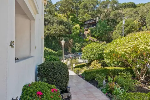 Exterior - 40-42 Central Ave, Sausalito, CA 94965 photo 4 of 9