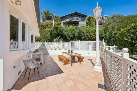 Exterior - 40-42 Central Ave, Sausalito, CA 94965 photo 8 of 9