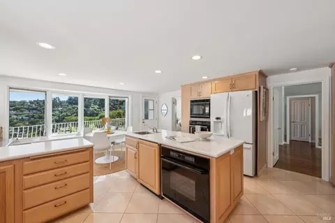 Kitchen - 40-42 Central Ave, Sausalito, CA 94965 photo 5 of 10