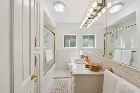 Bath - 40-42 Central Ave, Sausalito, CA 94965 photo 5 of 7