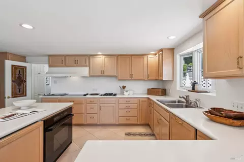 Kitchen - 40-42 Central Ave, Sausalito, CA 94965 photo 8 of 10
