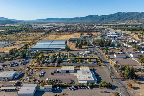 View/Area - 3251 N State St, Ukiah, CA 95482 photo 3 of 4
