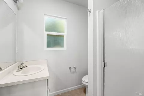 Bath - 3251 N State St, Ukiah, CA 95482 photo 1 of 1
