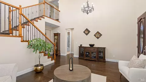 Entry Way - 786 Elderberry Loop, Vacaville, CA 95688 photo 4 of 10