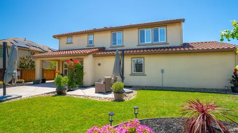 Exterior - 786 Elderberry Loop, Vacaville, CA 95688 photo 17 of 19