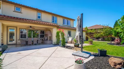 Exterior - 786 Elderberry Loop, Vacaville, CA 95688 photo 11 of 19