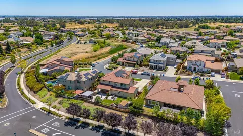 View/Area - 786 Elderberry Loop, Vacaville, CA 95688 photo 5 of 15