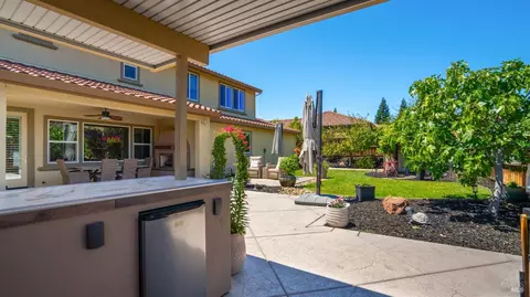 Exterior - 786 Elderberry Loop, Vacaville, CA 95688 photo 10 of 19