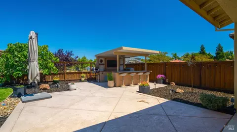 Exterior - 786 Elderberry Loop, Vacaville, CA 95688 photo 8 of 19