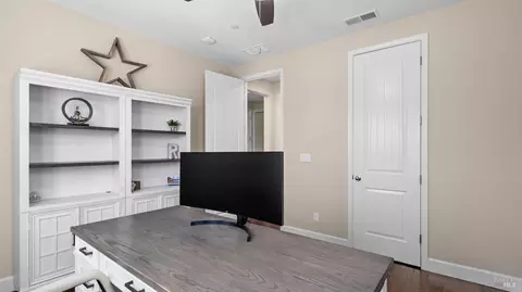 Entry Way - 786 Elderberry Loop, Vacaville, CA 95688 photo 5 of 10