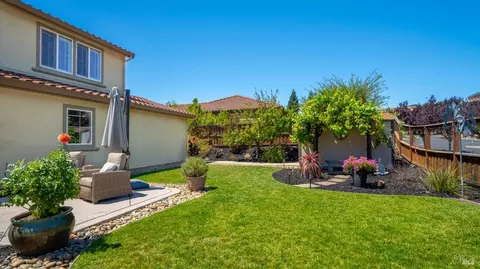 Exterior - 786 Elderberry Loop, Vacaville, CA 95688 photo 13 of 19