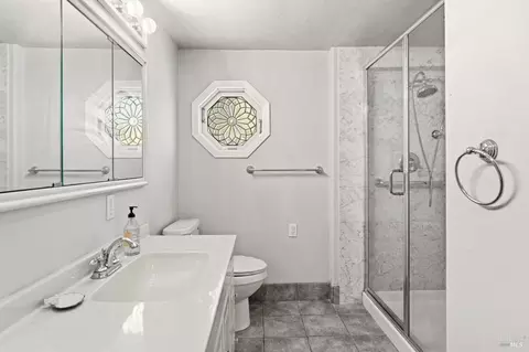 Bath - 373 S Lenore Ave, Willits, CA 95490 photo 3 of 3