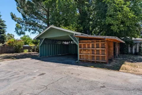 Exterior - 373 S Lenore Ave, Willits, CA 95490 photo 4 of 6