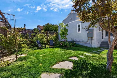 Exterior - 705 5th St, Petaluma, CA 94952 photo 10 of 10