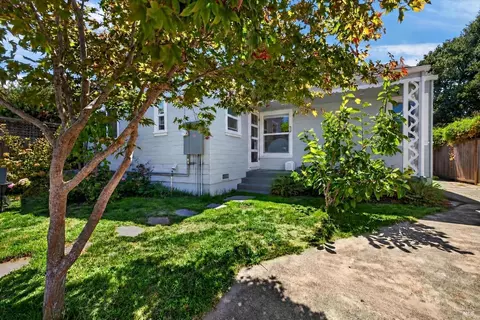 Exterior - 705 5th St, Petaluma, CA 94952 photo 7 of 10