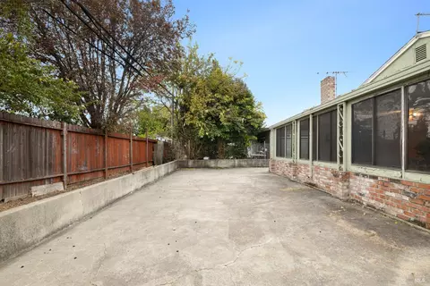 Exterior - 166 Delta Cir, Vallejo, CA 94589 photo 6 of 7