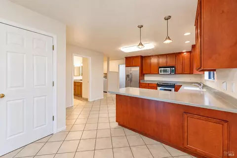 Kitchen - 370 Laurel St, Willits, CA 95490 photo 2 of 3