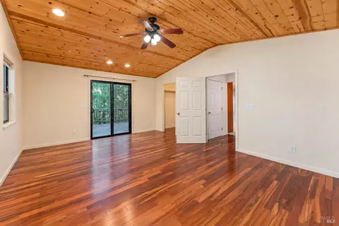 Bedroom - 370 Laurel St, Willits, CA 95490 photo 2 of 2