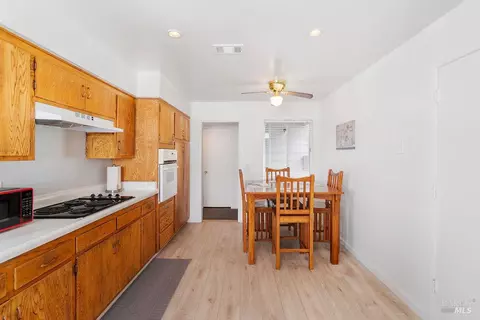 Dining - 1400 James St, Fairfield, CA 94533 photo 3 of 3