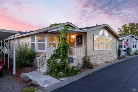 164 Larkspur Dr, Santa Rosa, CA 95409