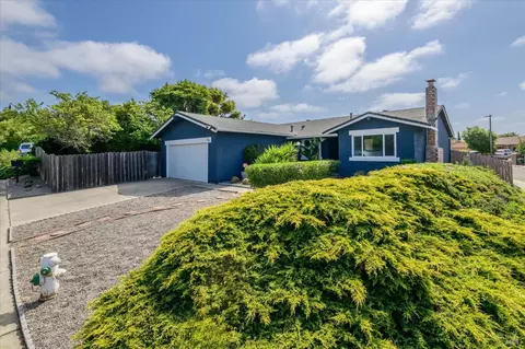 Exterior - 200 Saint Olaf Way, Vallejo, CA 94589 photo 4 of 9