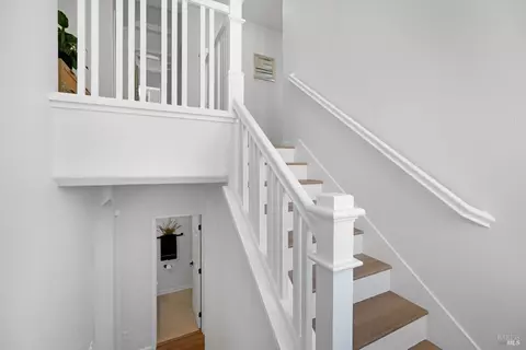 Entry Way - 4244 Rose Arbor Way, Vallejo, CA 94591 photo 7 of 12