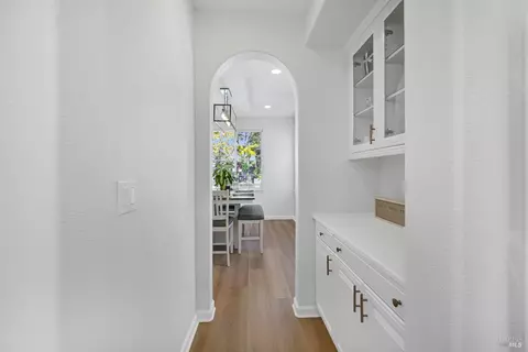 Entry Way - 4244 Rose Arbor Way, Vallejo, CA 94591 photo 6 of 12