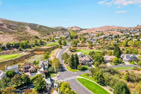 View/Area - 4244 Rose Arbor Way, Vallejo, CA 94591 photo 9 of 10