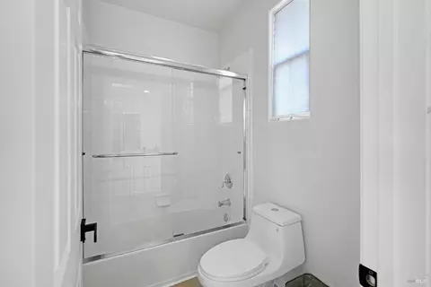 Bath - 4244 Rose Arbor Way, Vallejo, CA 94591 photo 7 of 7