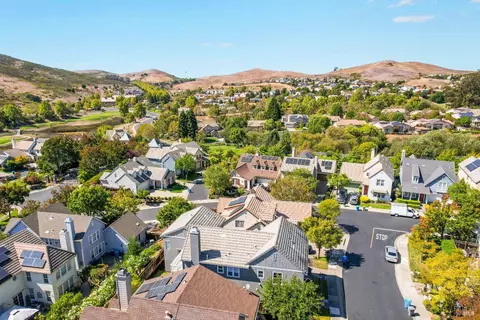 View/Area - 4244 Rose Arbor Way, Vallejo, CA 94591 photo 7 of 10