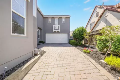 Exterior - 4244 Rose Arbor Way, Vallejo, CA 94591 photo 7 of 20