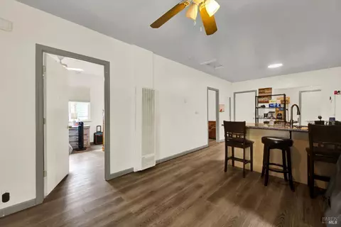 Entry Way - 127 Broadway St, Vallejo, CA 94590 photo 1 of 3