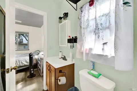 Bath - 127 Broadway St, Vallejo, CA 94590 photo 1 of 3