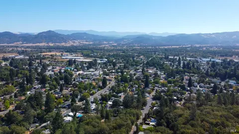 373 Laurel St, Willits, CA 95490 photo 4