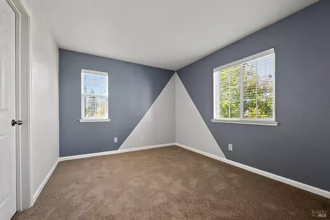 Bedroom - 638 Decanter Cir, Windsor, CA 95492 photo 4 of 5