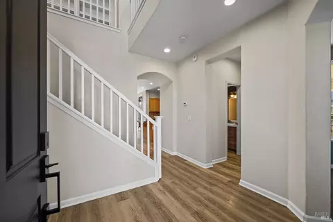 Entry Way - 638 Decanter Cir, Windsor, CA 95492 photo 1 of 8