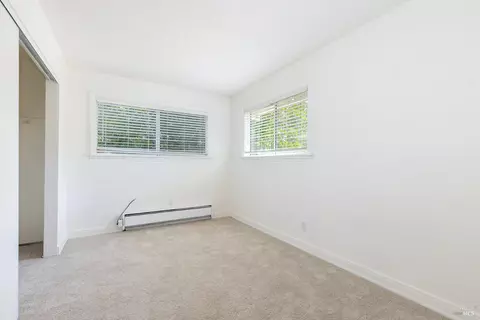 Bedroom - 7321 Bodega Ave, Sebastopol, CA 95472 photo 1 of 5