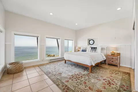 Bedroom - 59 Kailua Way, Dillon Beach, CA 94929 photo 2 of 9