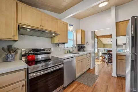 Kitchen - 59 Kailua Way, Dillon Beach, CA 94929 photo 4 of 4