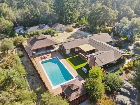 45 Feather Ln, Santa Cruz, CA 95060