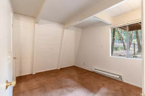Bedroom - 24558 Lilac Dr, Willits, CA 95490 photo 2 of 5