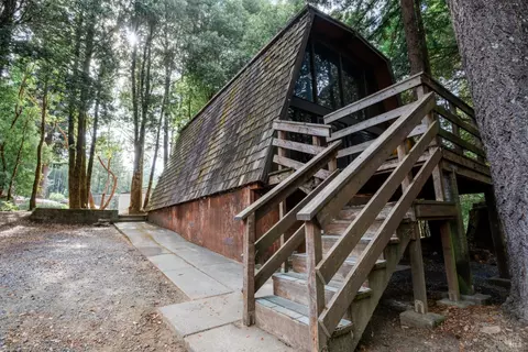 Exterior - 24558 Lilac Dr, Willits, CA 95490 photo 4 of 7