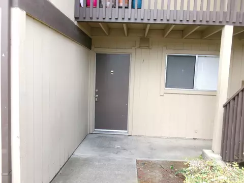 Exterior - 355 Parkview Ter #A-1, Vallejo, CA 94589 photo 1 of 2