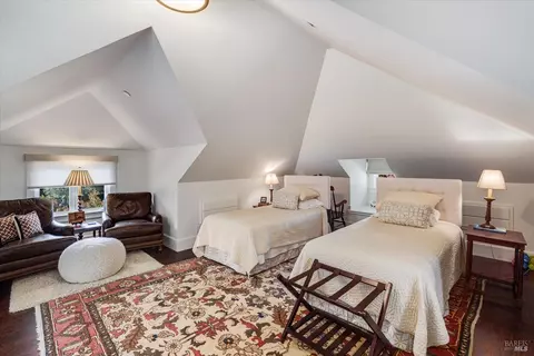 Bedroom - 890 3rd St E, Sonoma, CA 95476 photo 3 of 6