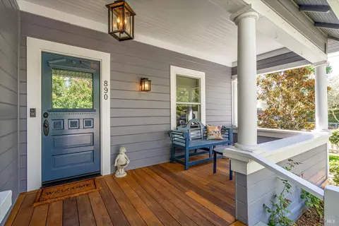 Exterior - 890 3rd St E, Sonoma, CA 95476 photo 4 of 13