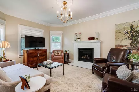 Living - 890 3rd St E, Sonoma, CA 95476 photo 1 of 2