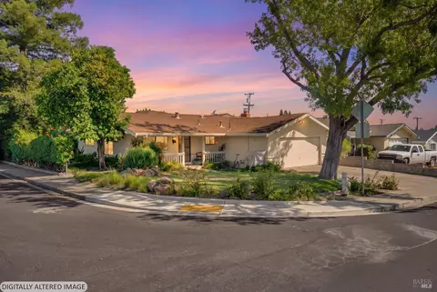 298 Markham Ave, Vacaville, CA 95688