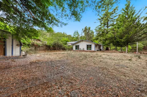 Exterior - 2865 Primrose Dr, Willits, CA 95490 photo 7 of 8