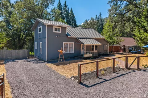 Exterior - 175 Park Pl, Ukiah, CA 95482 photo 11 of 13